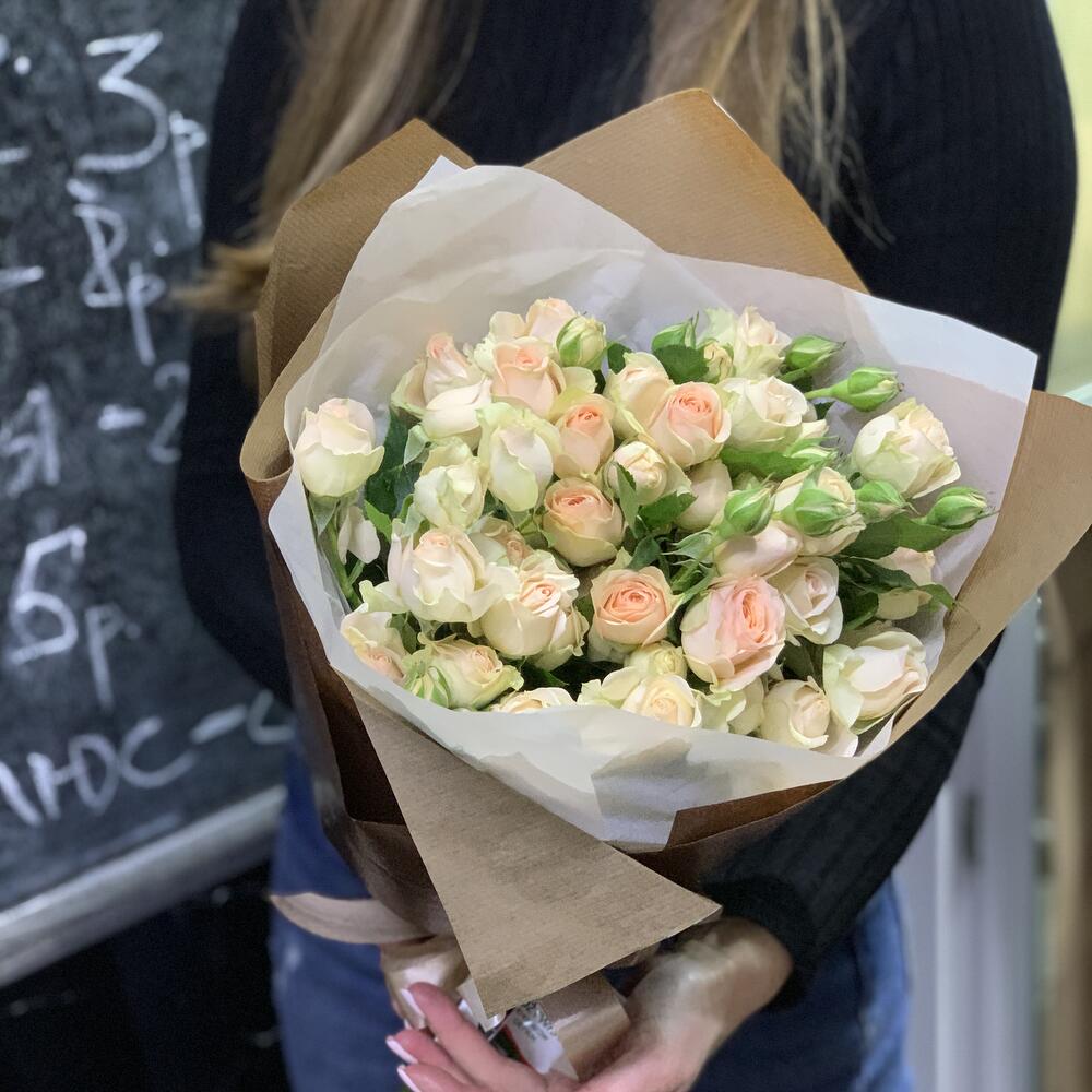 Моно из кустовой розы