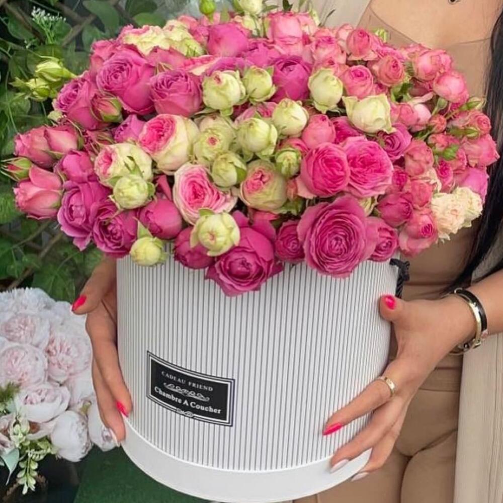 Цветы в коробке