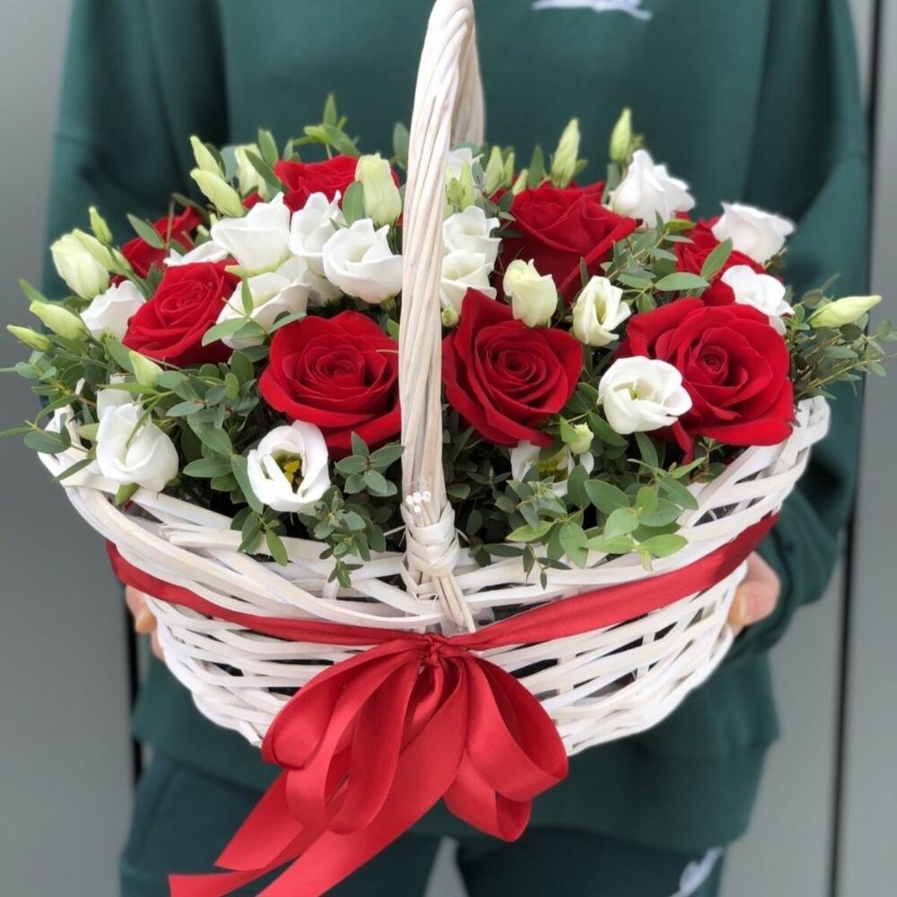 Корзина с цветами 